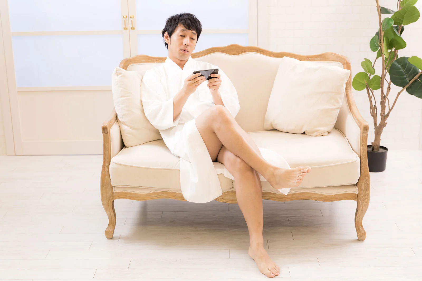 ローランドが経営する脱毛サロン　RBL（ローランドビューティーラウンジ）は脱毛機にこだわっている！　その特徴について解説